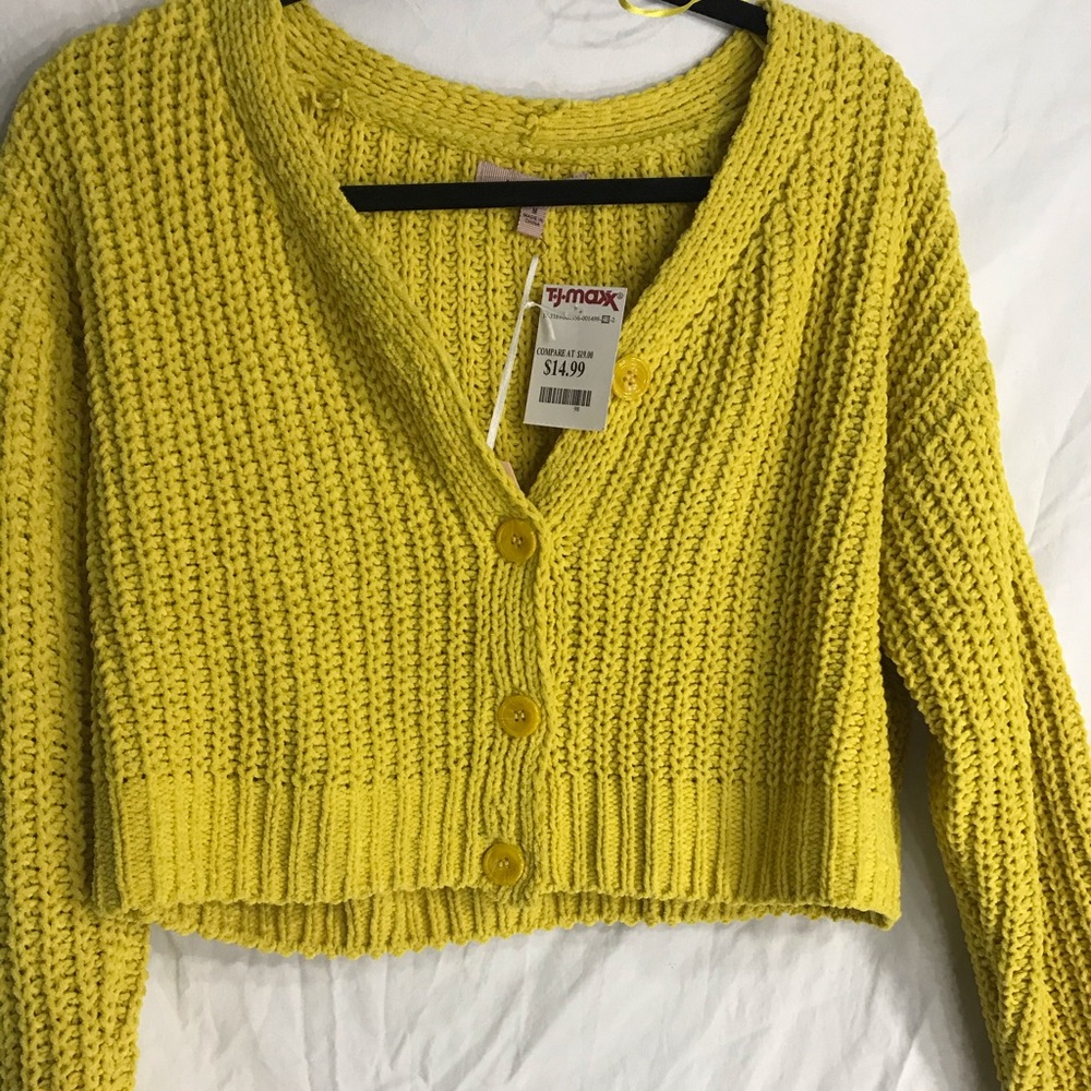 Women’s sweater